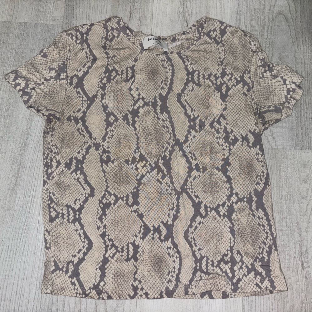Aritzia Babaton Cropped Tshirt